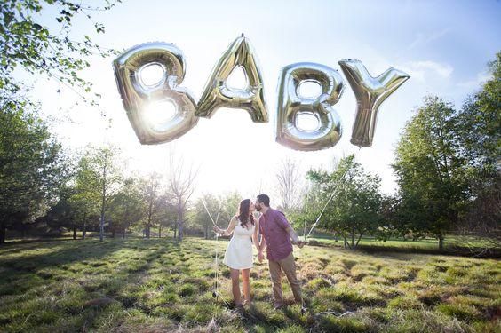 3 Creative Ways to Use Balloons to Announce Your Pregnancy